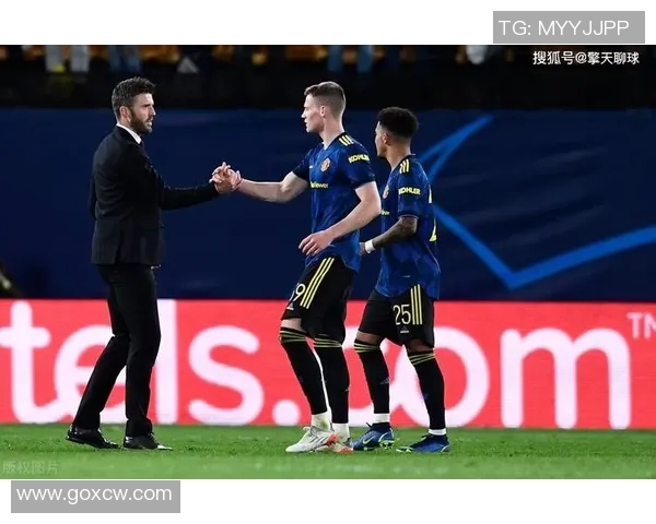 20181212火箭与湖人激战成名球星对决引发球迷热议