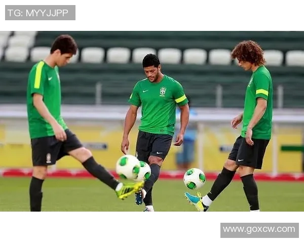 Z风与克鲁塞罗的巅峰对决谁能在这场较量中笑到最后 Z风与克鲁塞罗的巅峰对决谁能在这场较量中笑到最后